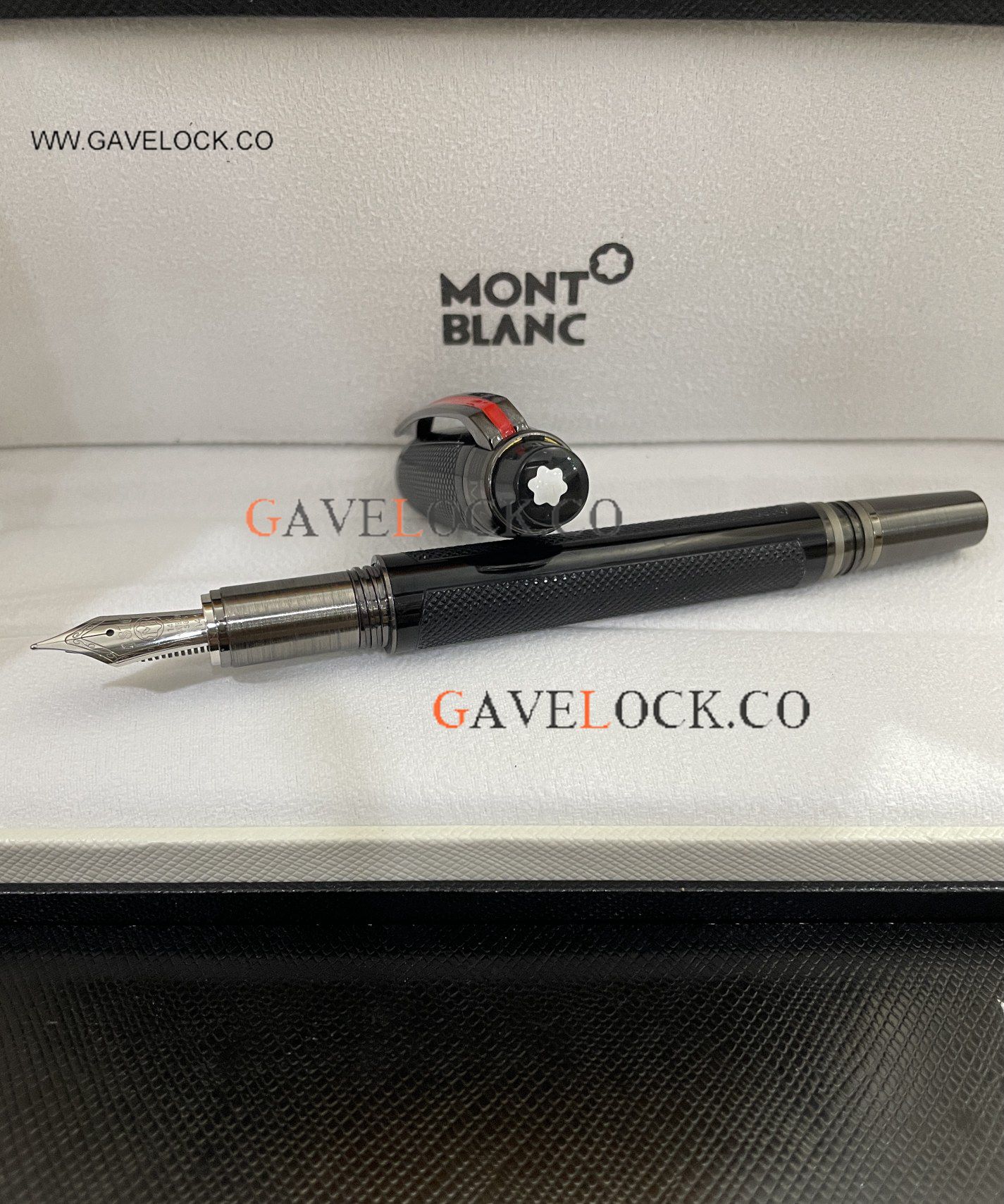 Top Quality Copy Montblanc Urban Speed Fountain Pen Red Clip